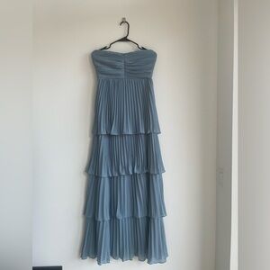 Lulu's Elegant Strapless Pleated Dress in Blue